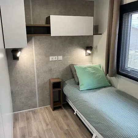 Mobil Familial Neuf De 2024 Pour 8 Personnes