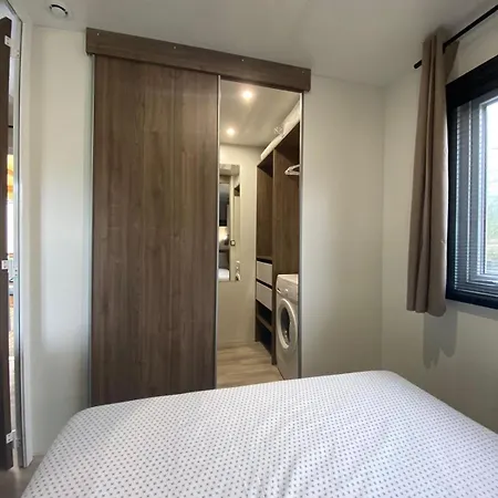 Mobil Familial Pour 8 Personnes Holiday home